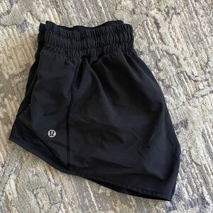 lululemon athletica Women's Black Hotty Hot Shorts, 2.5 inseam.